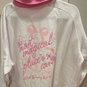 Walt Disney World sweatshirt